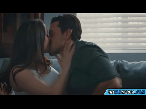 ❤️ Ρομαντικό σεξ με μια καλή μαμά με πλούσιο στήθος ❌ Πόρνο ❌